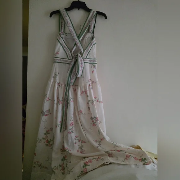 H&M Lovely Long FLORAL Back Tie-detail Midi Dress Floral Cream Floral BNWT - Picture 2 of 16